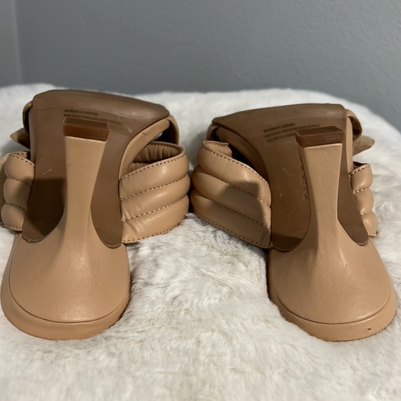 New ABOUND Qarly Quilted Sandal In Beige Nude - Picture 8 of 11